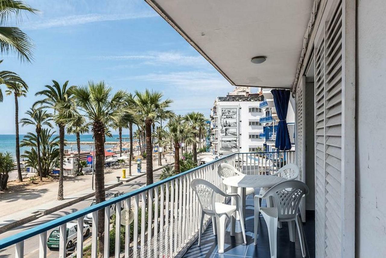 Seafront Sitges Apartment Exterior photo
