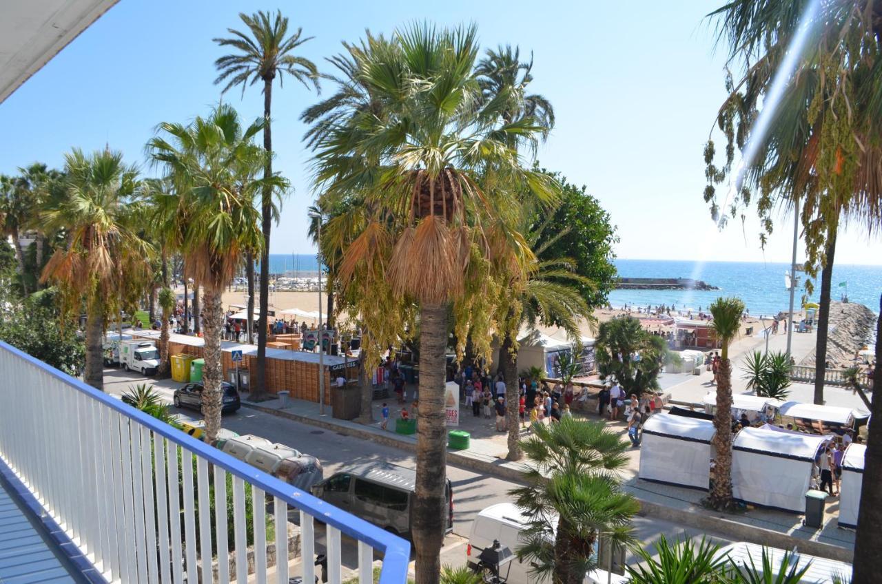 Seafront Sitges Apartment Exterior photo
